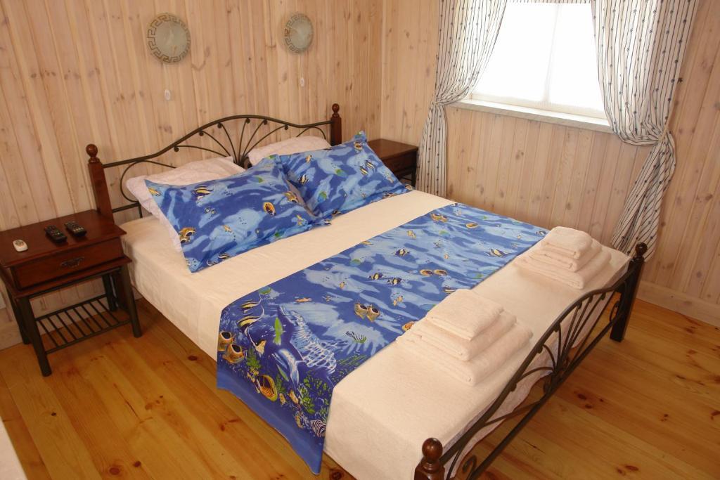 Hotel Sicilia Chornomorsk Quarto foto